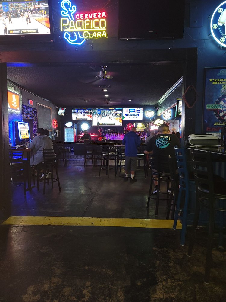 Shotz Bar & Kitchen