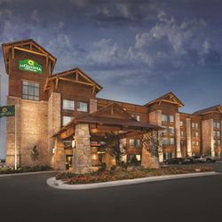 La Quinta Inn Suites Branson Hollister 62 Photos Hotels Photo Of La Quinta Inn Suites Branson Hollister Mo United