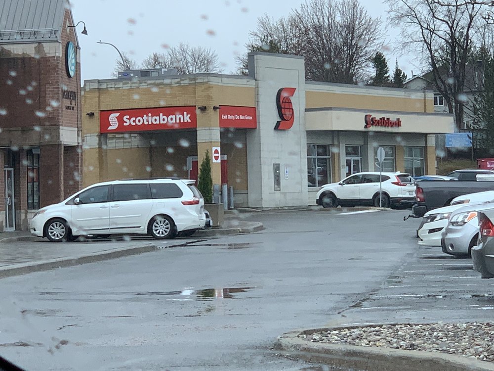 Shops of Main St