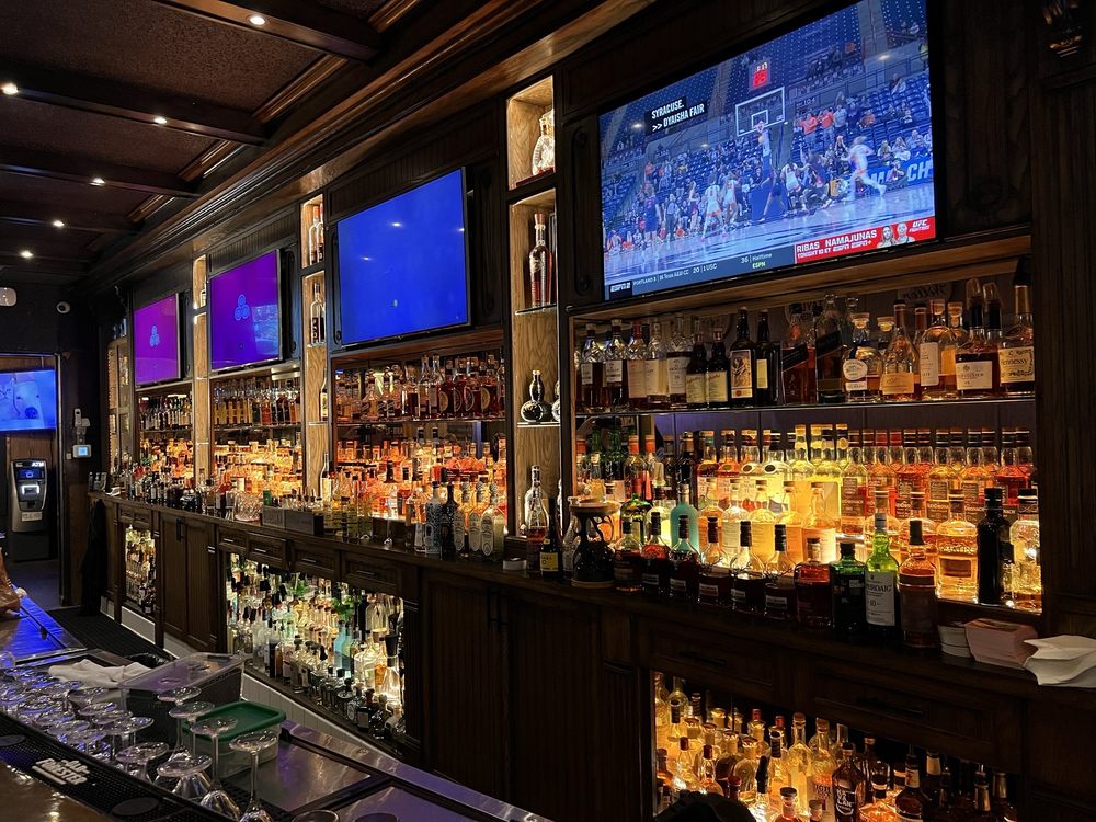 The Cove Cocktail Bar