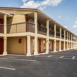 Econo Lodge 19 Photos Hotels 9980 Airport Pkwy Kingsport Tn Photo Of Econo Lodge Kingsport Tn United States
