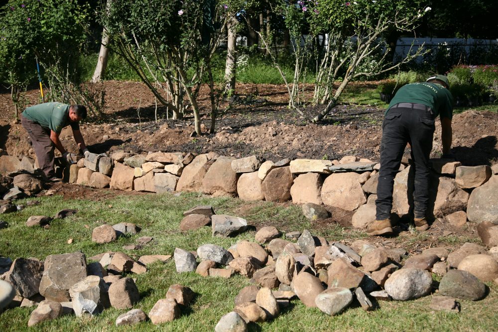 Bushes Landscaping & Garden Center