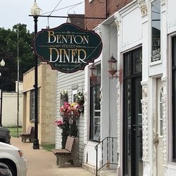 The Best 10 American Traditional Restaurants Near Winnebago Il Photo Of Benton Street Diner