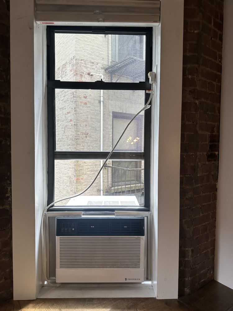 R&E Windows & Glass