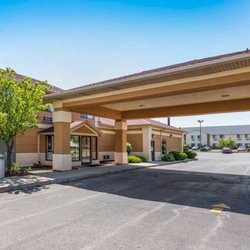 Quality Inn 16 Photos Hotels 5815 W Monee Manhattan Rd Photo Of Quality Inn Monee Il United States