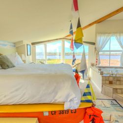 Hotels Travel In Moss Landing Yelp Captain S Inn At Moss Landing
