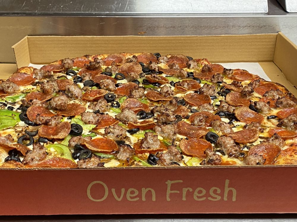 Fat Tomato Pizza