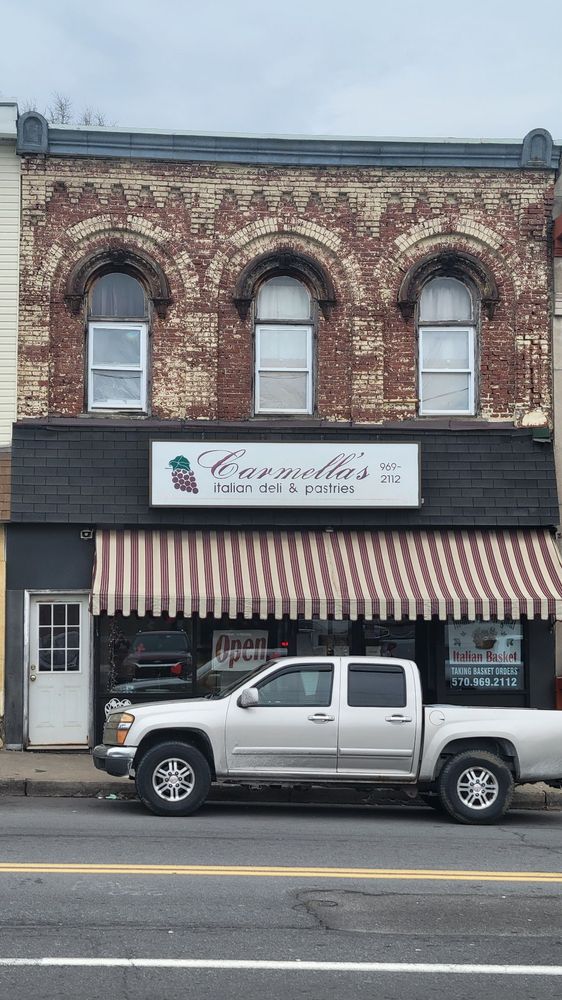 Carmellas Italian Deli & Pastries