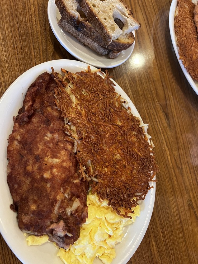 Petaluma Brunch Station