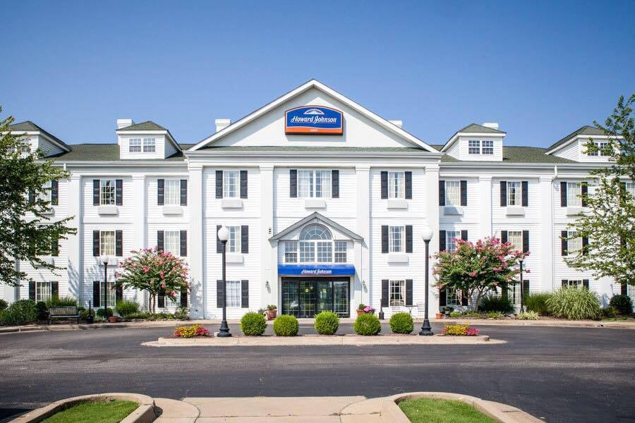 Howard Johnson Express Inn
