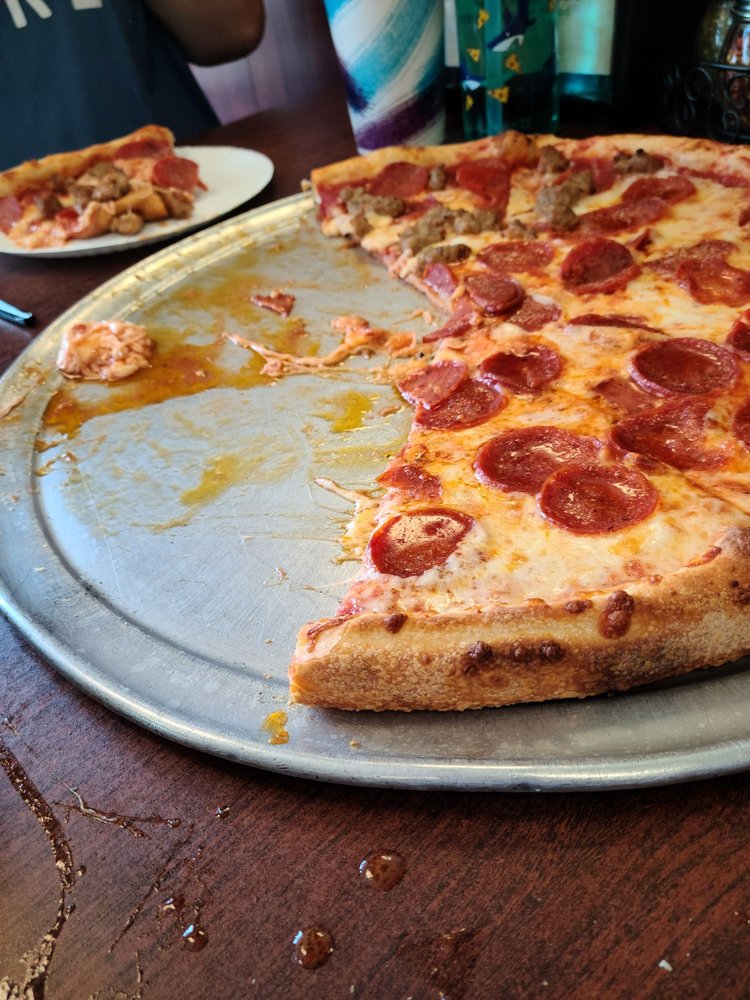 Tonino's Pizza & Grille