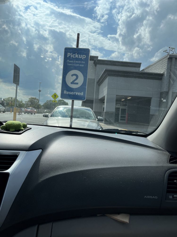 Sam's Club