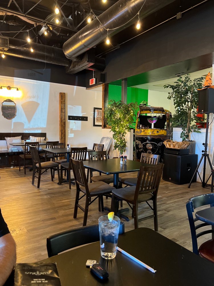 Amore's Pizza and Pasta