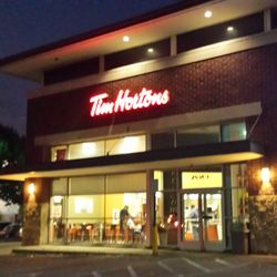 Tim Horton S 18 Reviews Restaurants 28565 Northwestern Hwy Photo Of Tim Horton S Southfield Mi United States Hortons In
