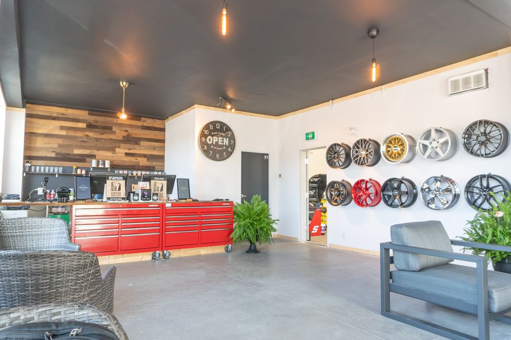 Urban Reifen: Tires and Wheels Boutique