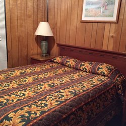 Lone Pine Motel 28 Photos 14 Reviews Hotels 912 Redwood Dr Photo Of Lone Pine Motel Garberville Ca United States Second Bedroom