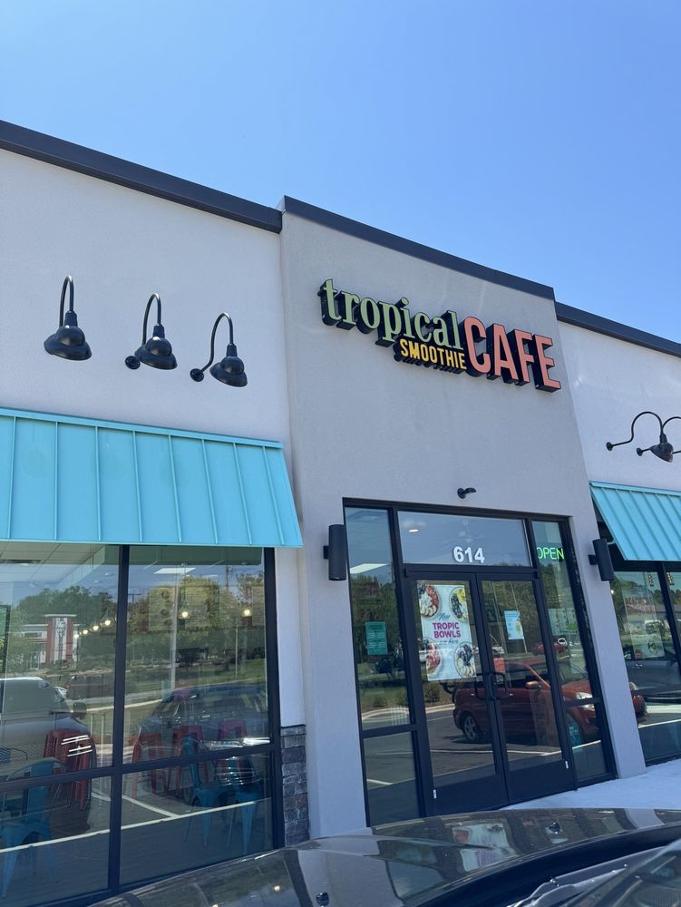 Tropical Smoothie Cafe