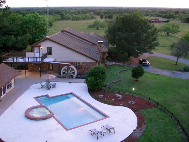 image of business RWJJR Construction Service