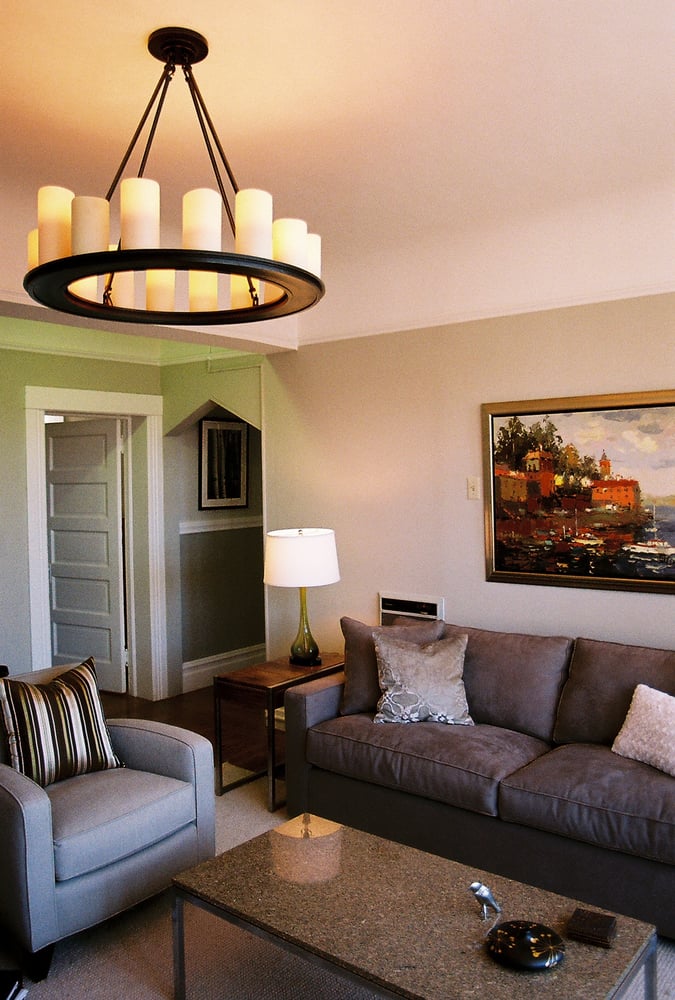 image of business Leeza Designs