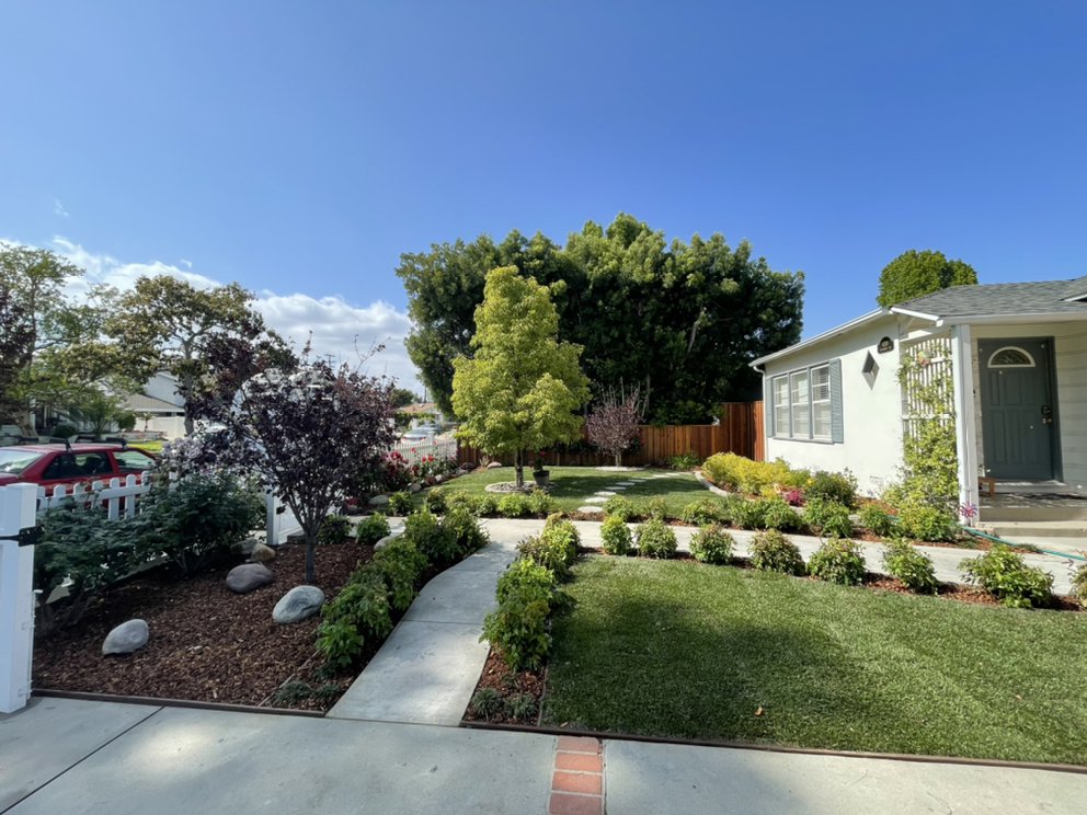 Santiago’s Landscape Services
