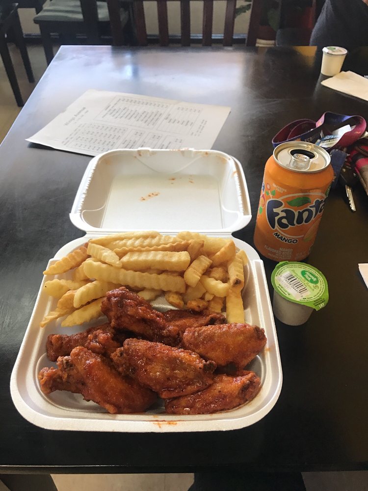 Wings Avenue 14 Photos & 21 Reviews American (New) 884 Buford Dr