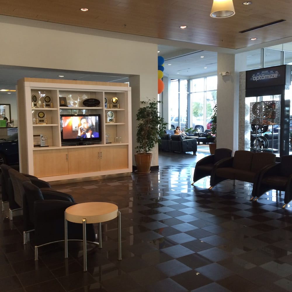DCH Toyota of Oxnard