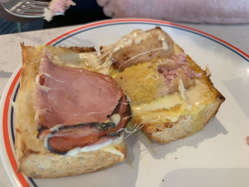 Deco Deli