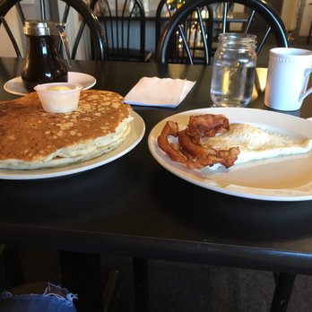 Phil S Restaurant 79 Photos 67 Reviews Southern 2900 Central Photo Of Phil S Restaurant Hot Springs National Park Ar United States Huge