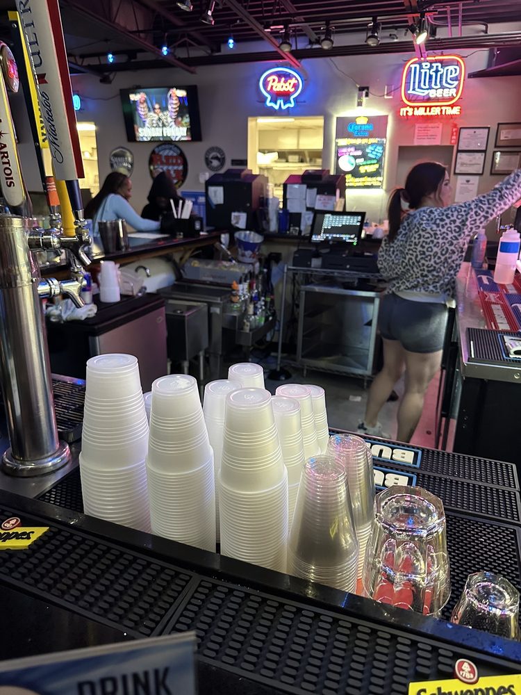 Lees Brass Taps Bar and Grill
