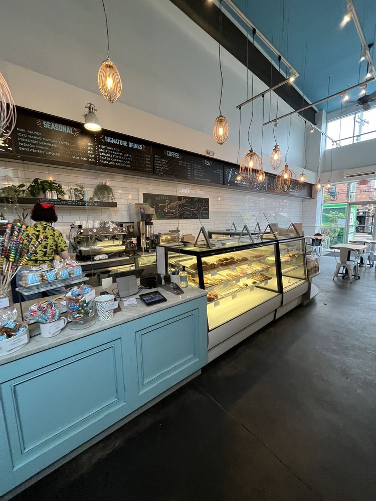 Cake Life Bake Shop