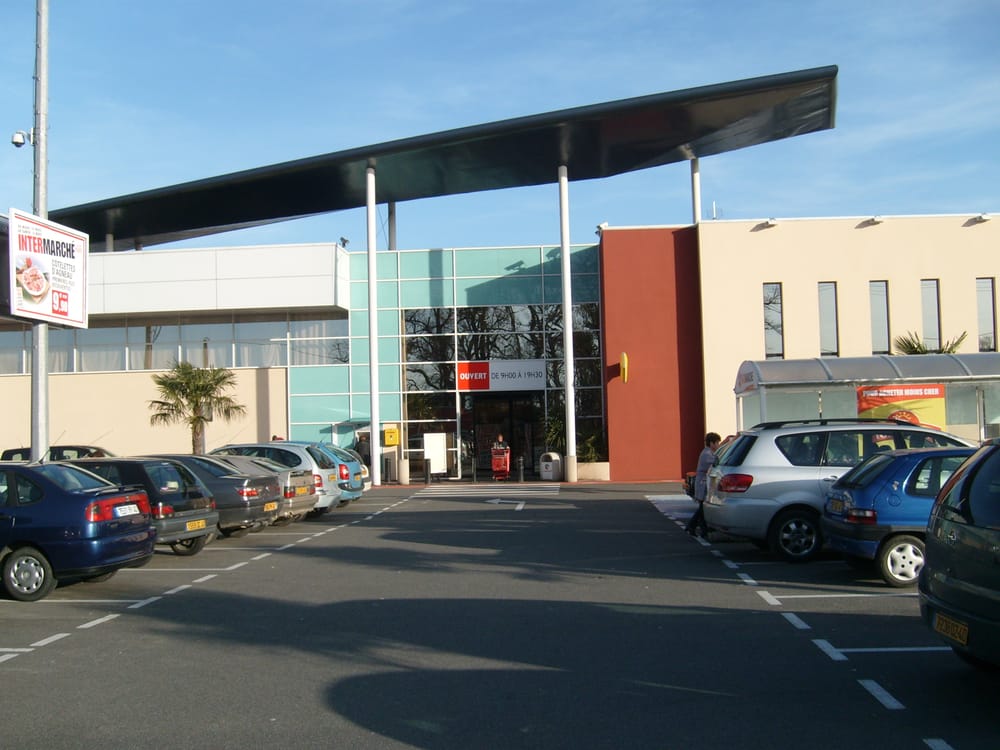 Intermarché Department Stores Route Orthez, Hagetmau, Landes