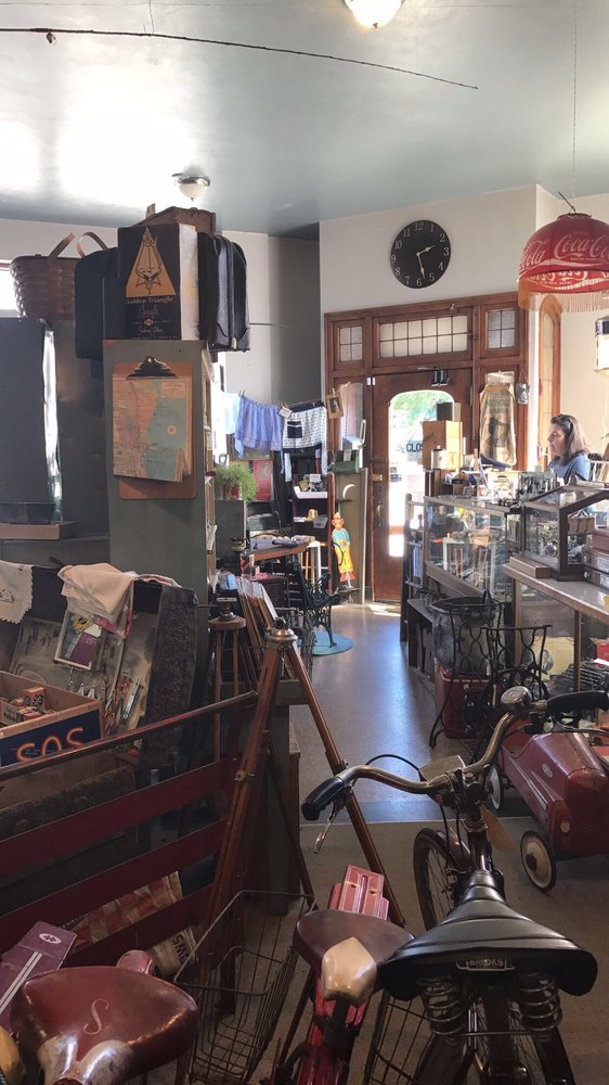 Rusty Sprocket Antiques 12 Photos Antiques 3391 S Kinnickinnic