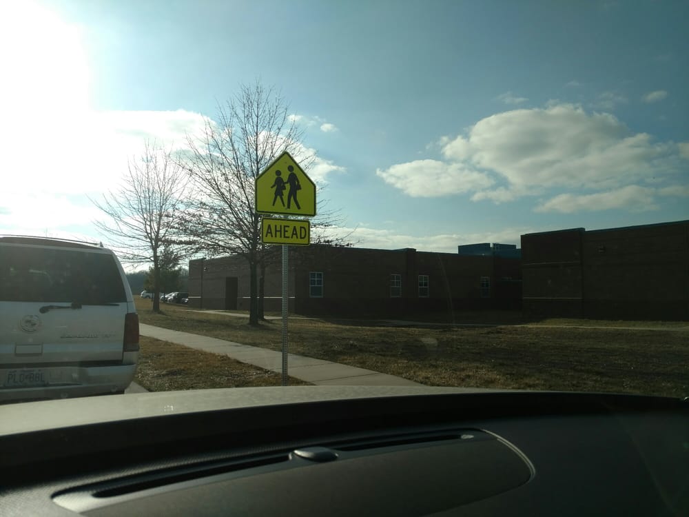 Voy Spears Elementary School Elementary Schools 201 NE Anderson Dr