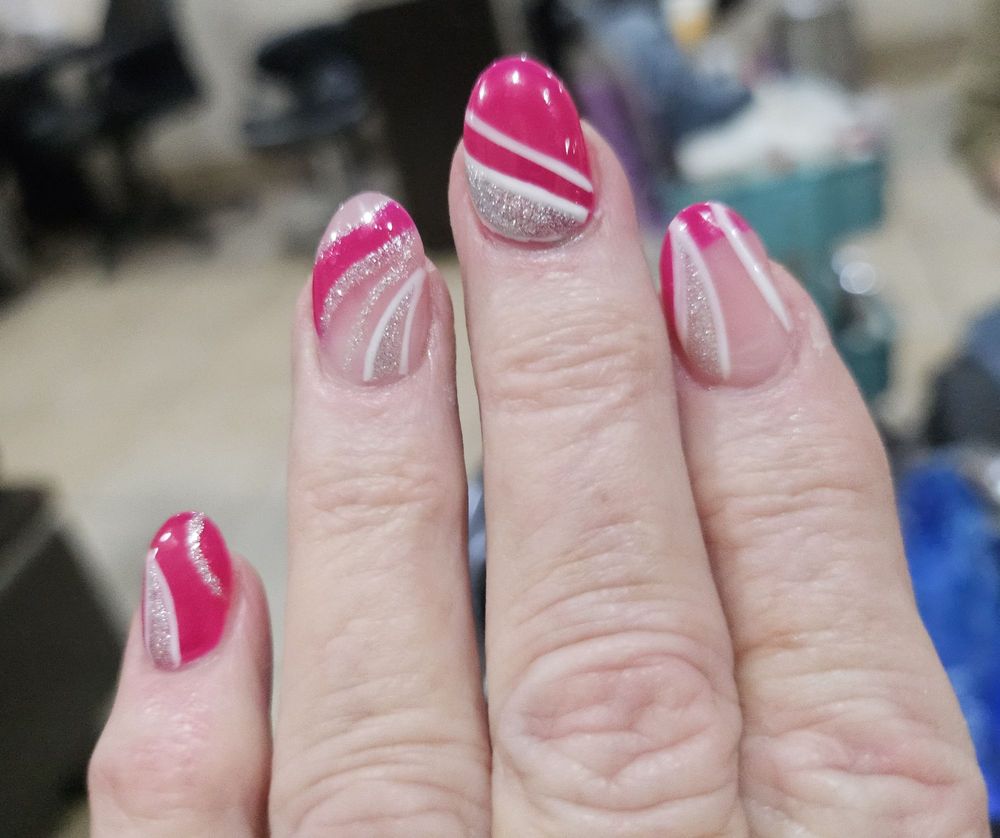 T & T Nails Spa