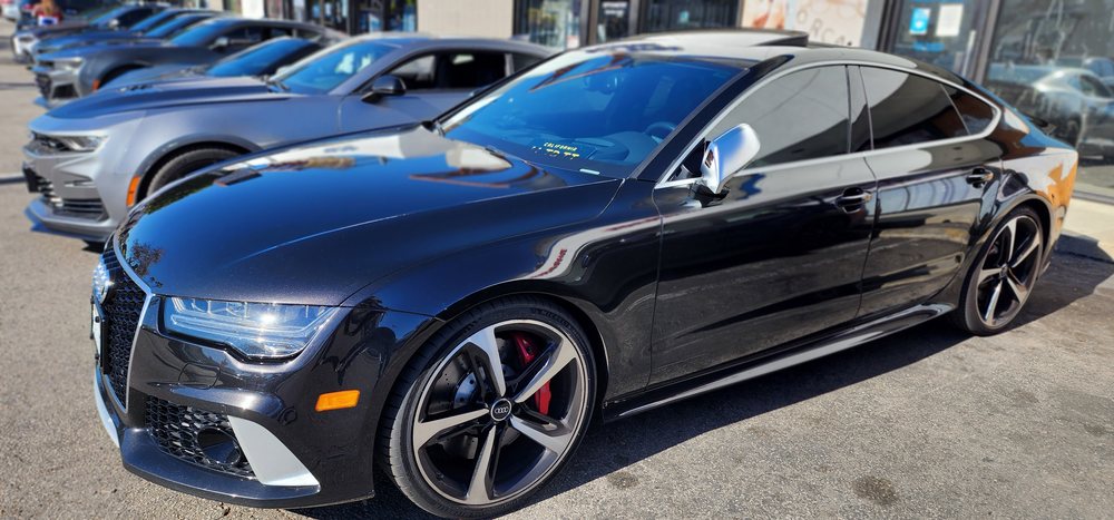 Discount Tire & Service Centers - Canyon Country