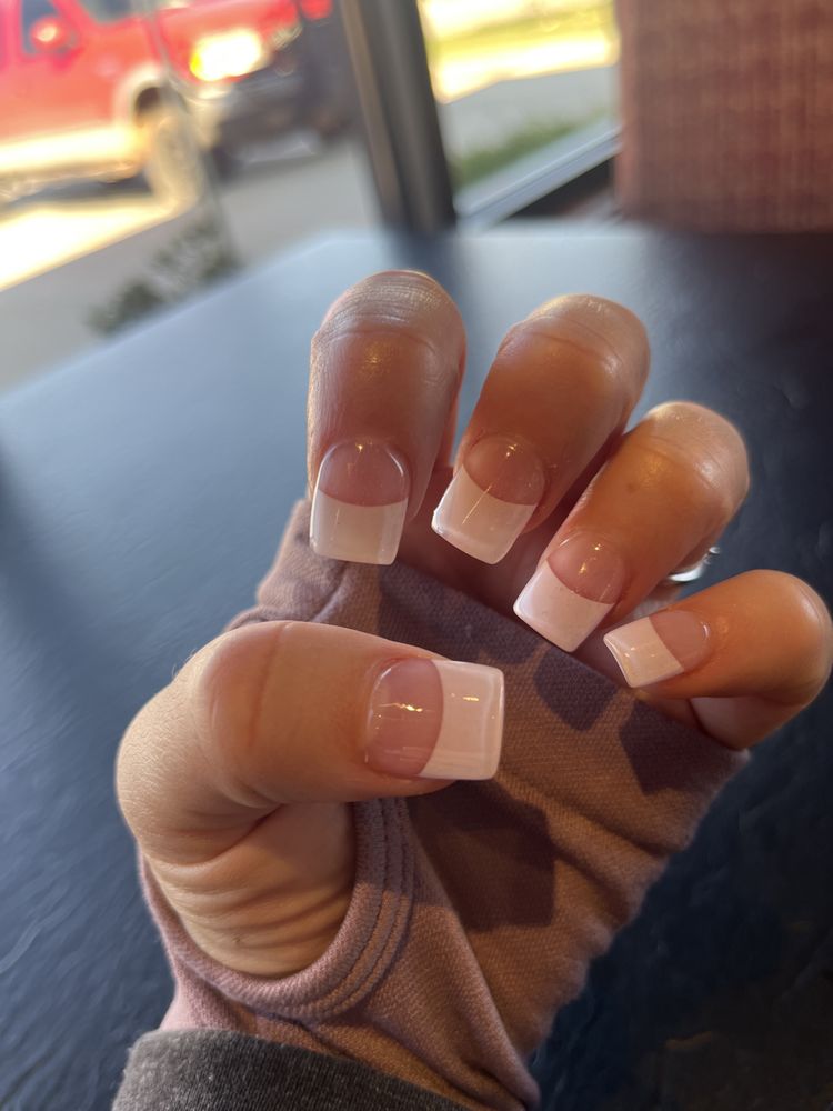 Lamesa Nails