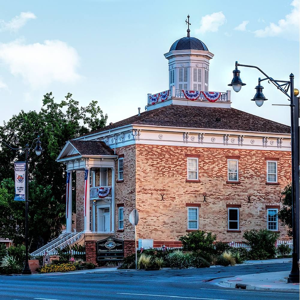 Pioneer Courthouse Landmarks & Historical Buildings 97 East Saint