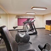 American Inn Hotels 100 Peosta St Ia Phone Number Yelp Country Inns Suites By Carlson