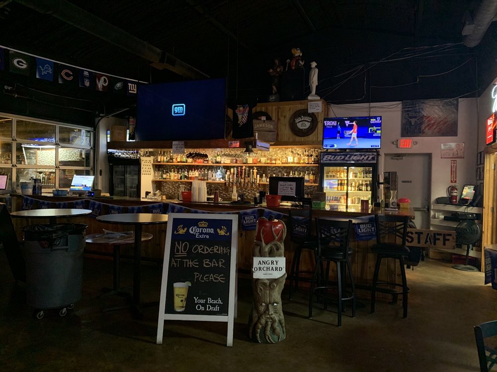 Jokers Icehouse Bar & Grill