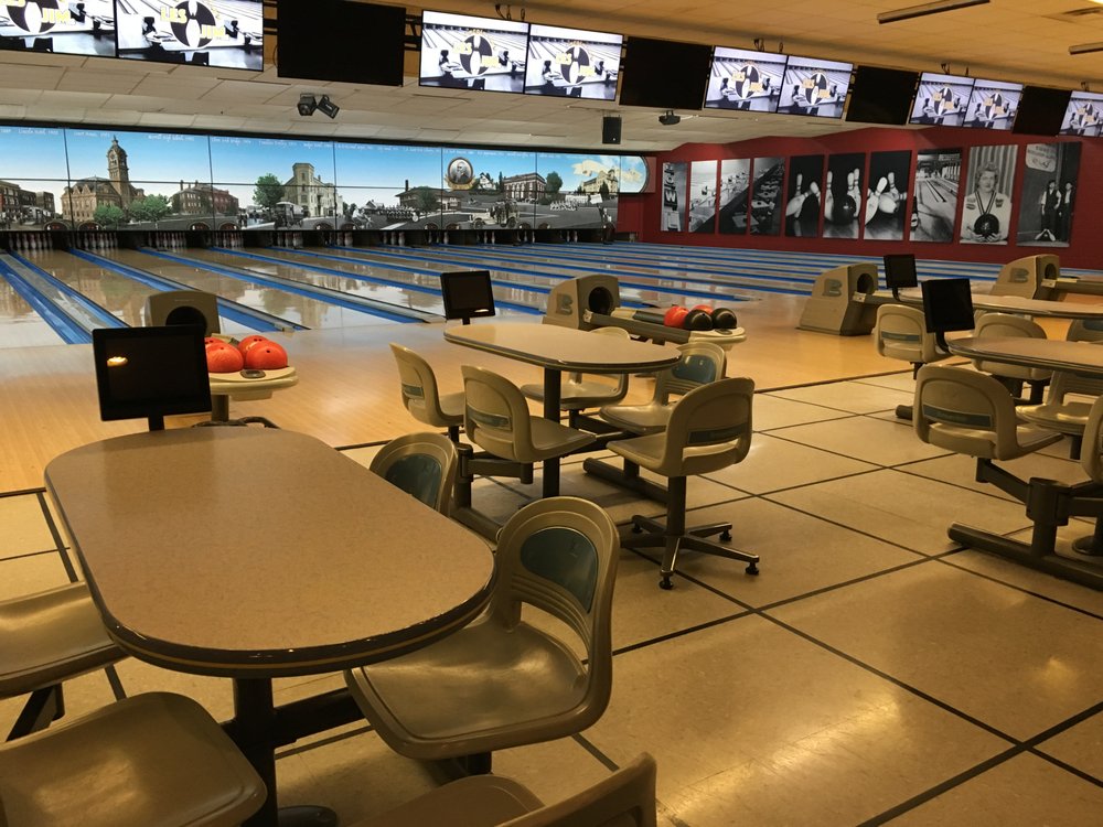 Les & Jim’s Lincoln Lanes Bowling 1208 N Center Ave, Merrill, WI