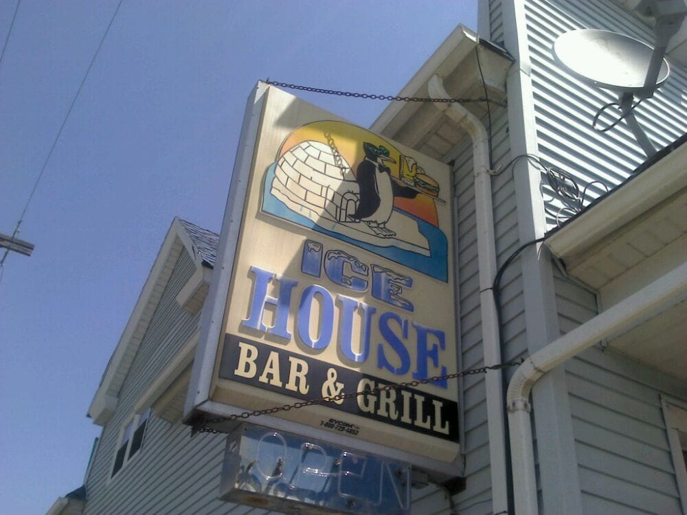 Ice House Bars 4238 W Orchard St, Burnham Park, Milwaukee, WI