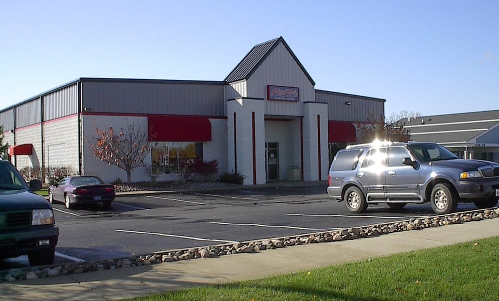 Johnny Mac’s Sporting Goods Sporting Goods 4255 Five Oaks Dr