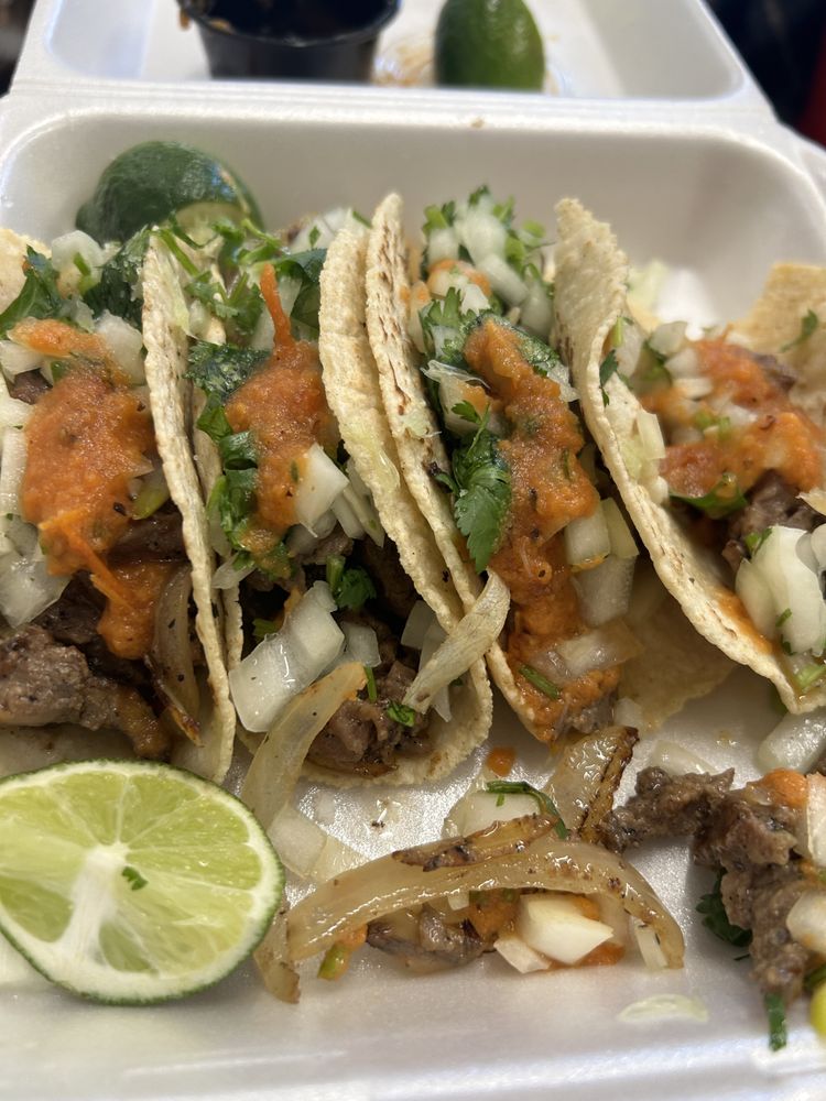 Dayanna’s Mexican food