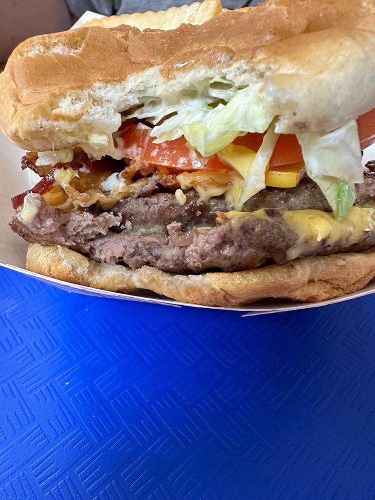 Bill & Leah's Ice Cream & Cafe