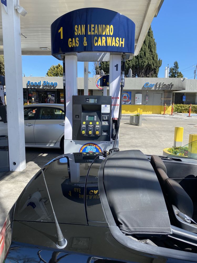 San Leandro Gas & Car Wash