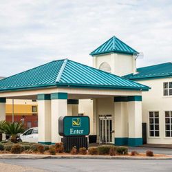 Quality Inn 16 Photos 13 Reviews Hotels 1130 Motel Drive Photo Of Quality Inn Chipley Fl United States