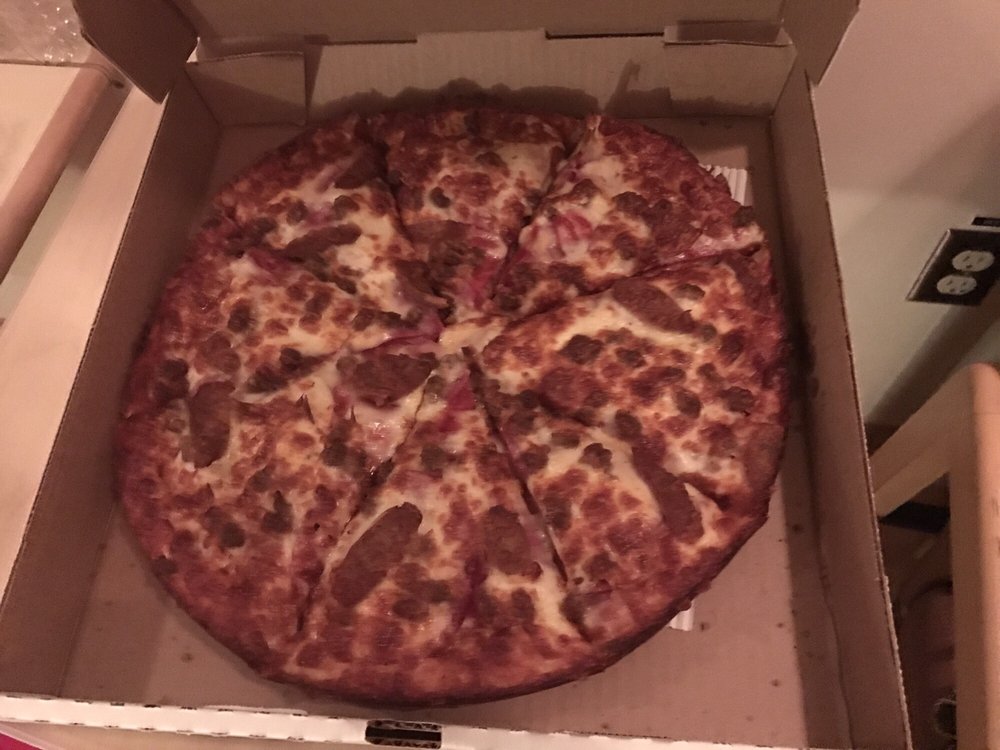 Medium Meat 16 Yelp Photo Of Round Table Pizza Richmond Bc Canada Medium Meat