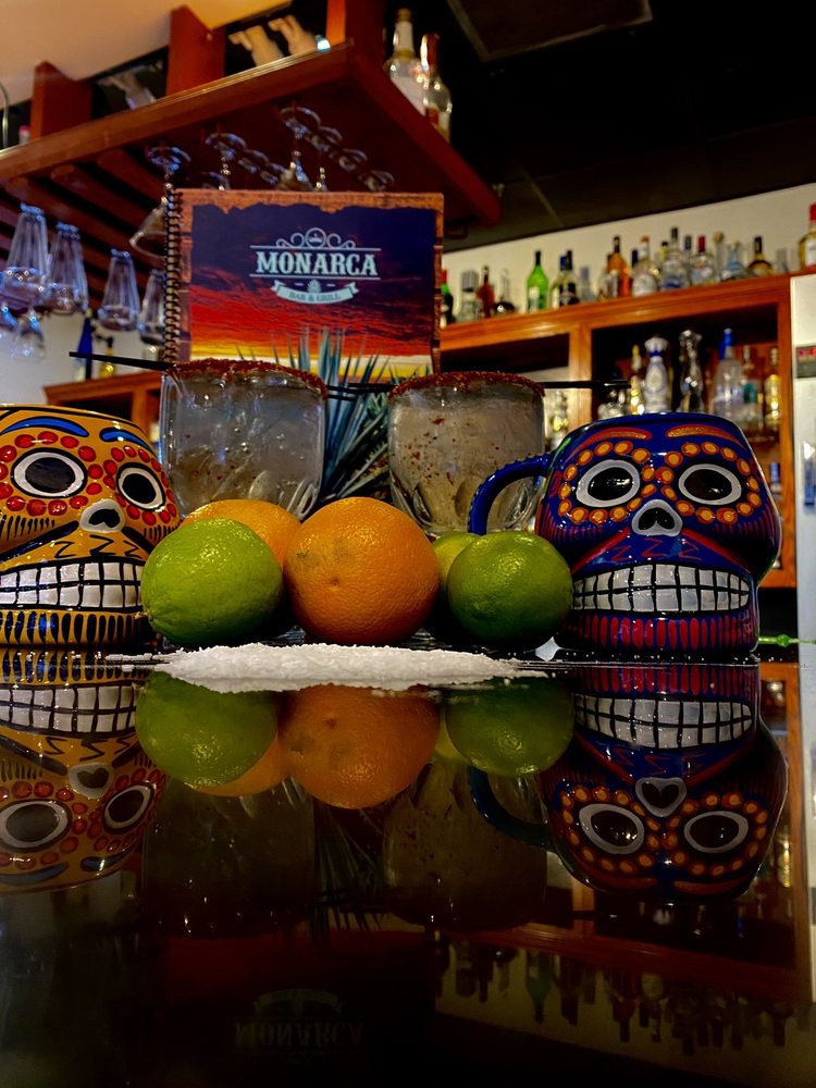 Monarca Bar & Grill