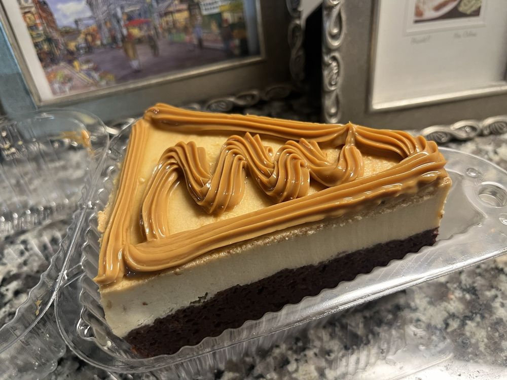 Coco’s Cake & Bake Cafe