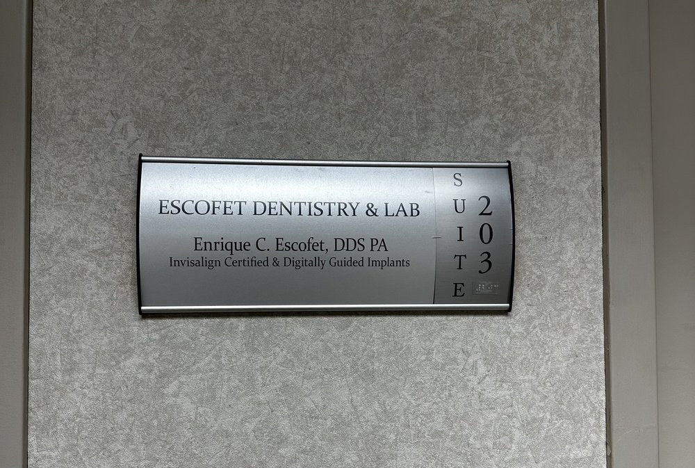 image of business Enrique C. Escofet, DDS